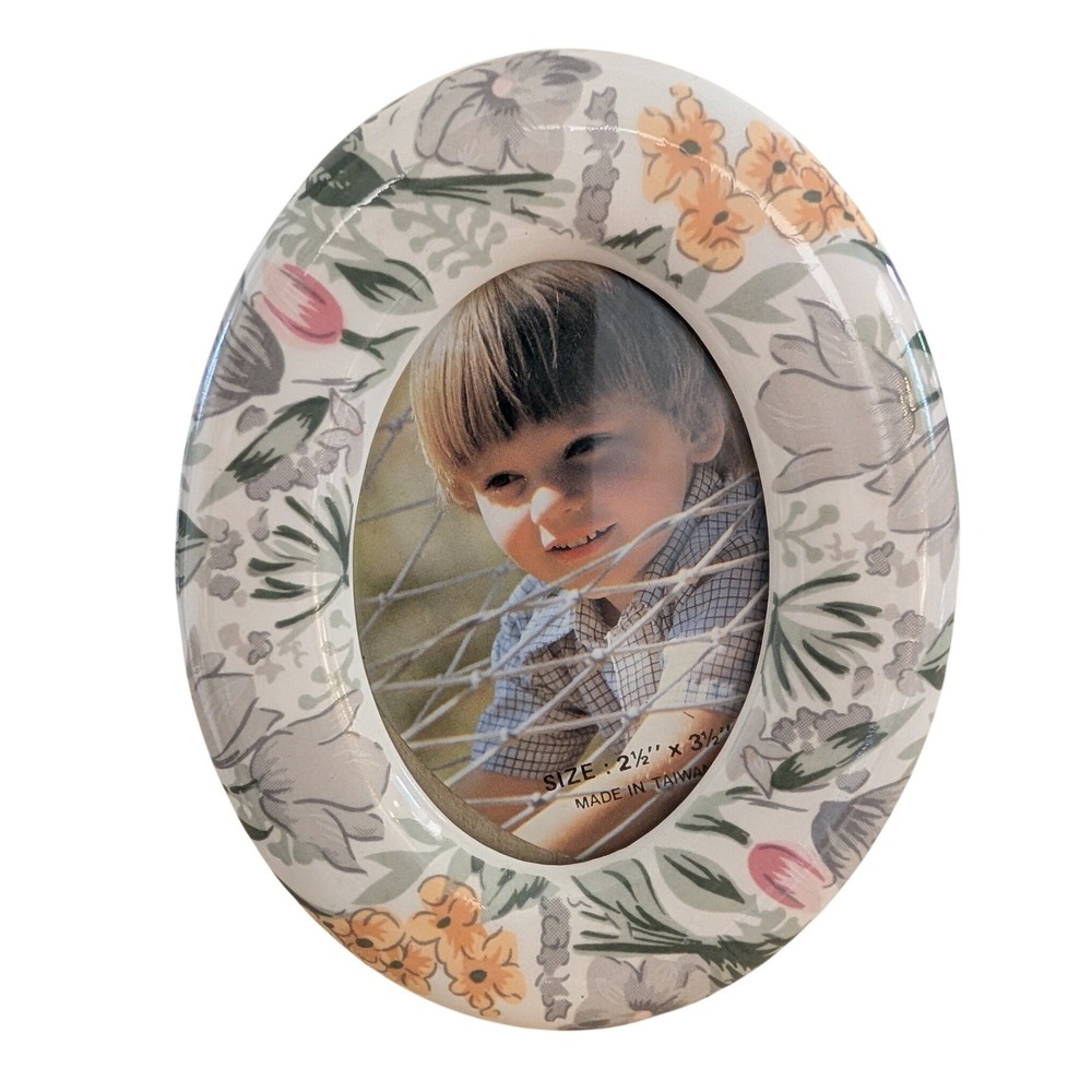 Vtg Floral Ceramic Picture Frame Oval Tabletop Small 2.5"x3.5"‎ Cottagecore 80's
